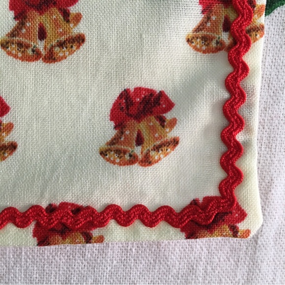 🔔 Handmade Vintage Style Golden Bells Napkins, Set of 2 🔔 - Picture 8 of 16